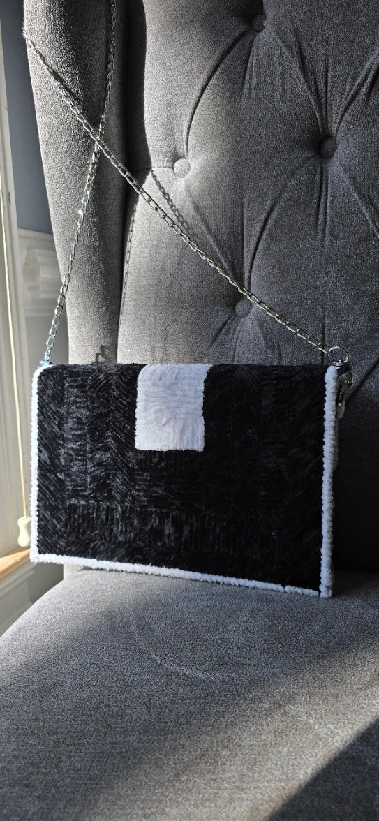 THE VELVET - Elegance Elivated